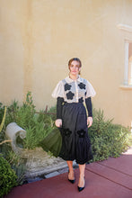 Load image into Gallery viewer, the Essen