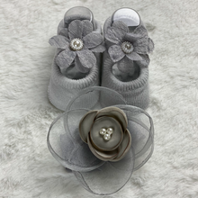 Load image into Gallery viewer, the Evie Socks || Multiple Color Options