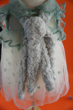 Load image into Gallery viewer, the Mum