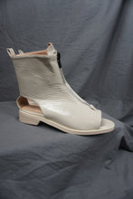Load image into Gallery viewer, the Nowra Sandal