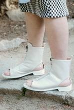 Load image into Gallery viewer, the Nowra Sandal