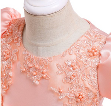 Load image into Gallery viewer, the Meadow Sweet