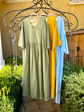 Load image into Gallery viewer, the Amarillo Dress
